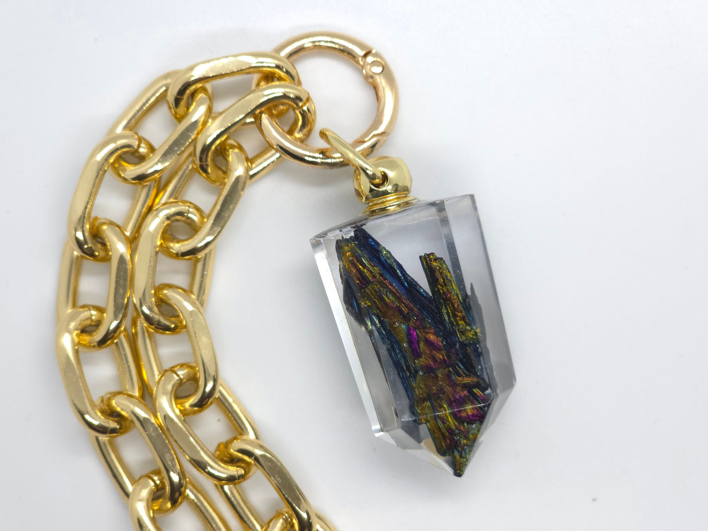 Aura Kyanite Muse Gold