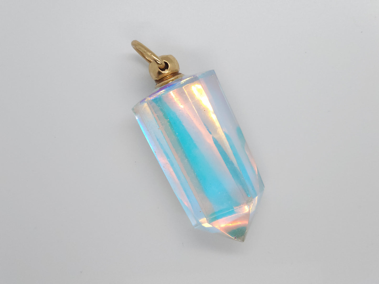 Aura Muse Gold Pendant