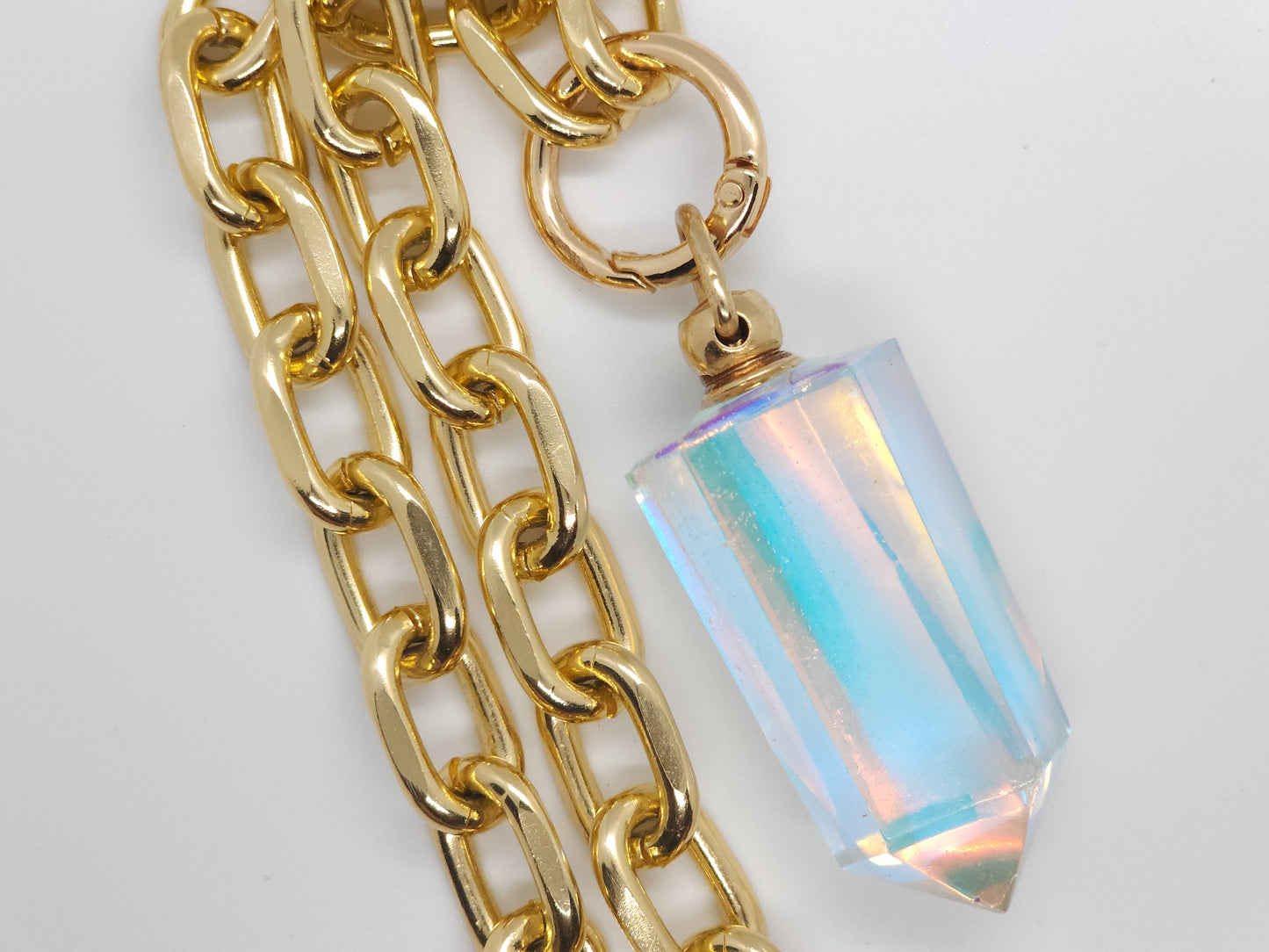Aura Muse Gold Pendant